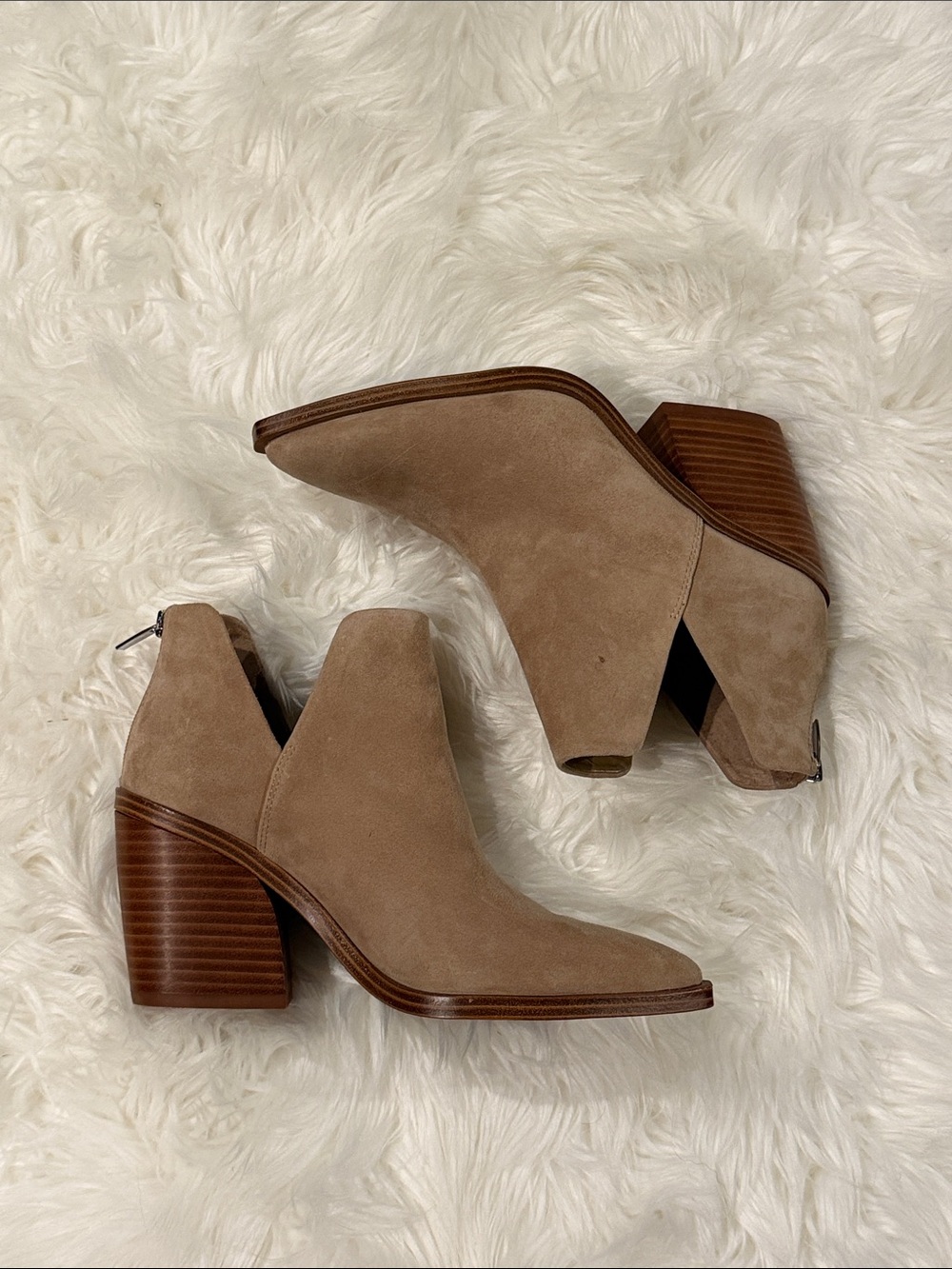 Vince Camuto Suede V-Cut Ankle Booties in Taupe size 9